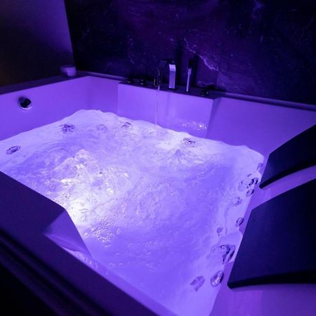 B&B Chiaro Di Luna Барлета Екстериор снимка
